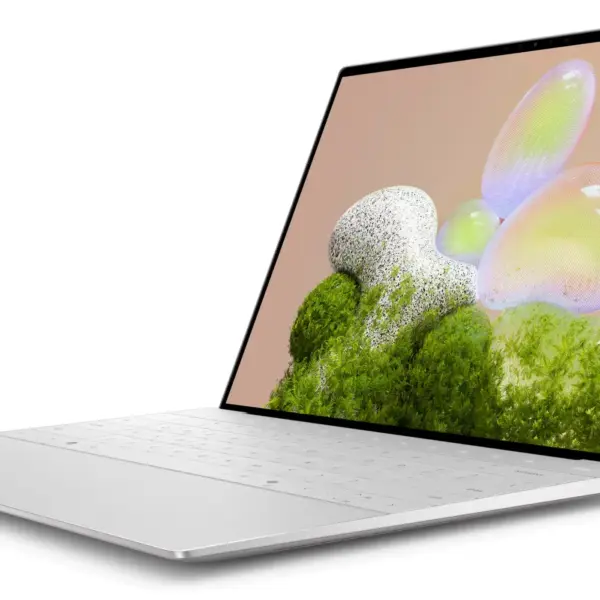 XPS 13 9350 (2024) Laptop side view showing Thunderbolt™ 4 (USB Type-C™) with Power Delivery and DisplayPort